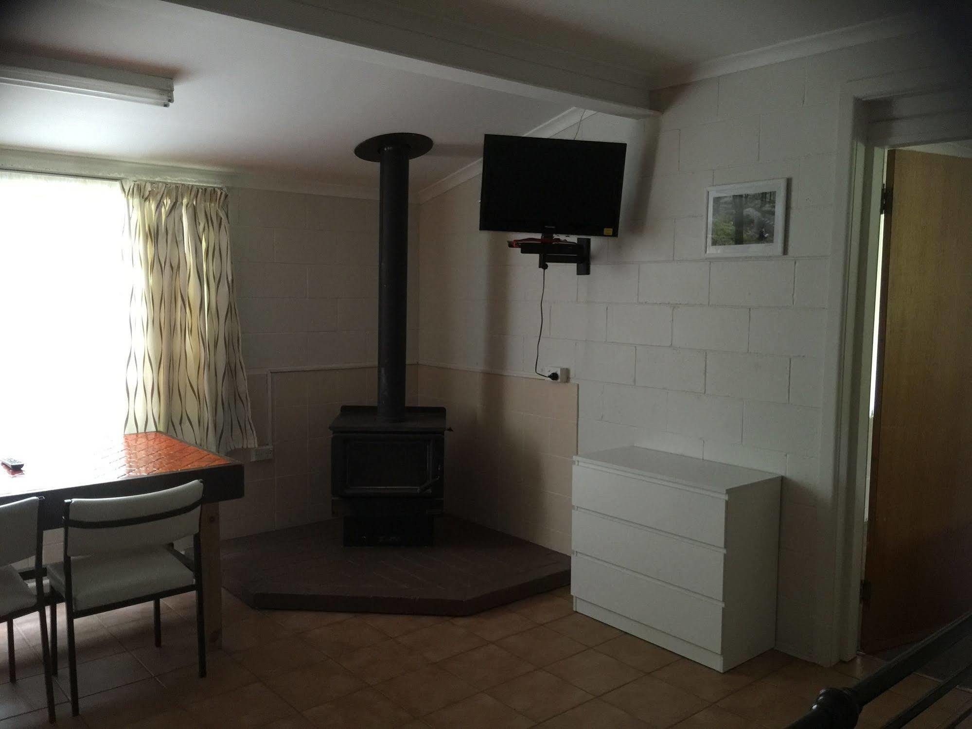 Warrumbungles Mountain Motel Coonabarabran Εξωτερικό φωτογραφία